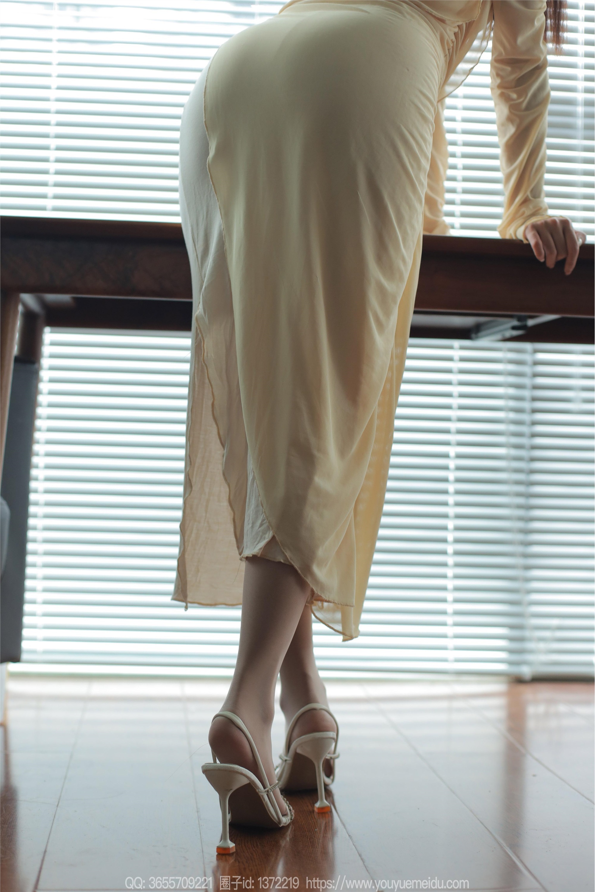 IESS异思趣向  2024.02.23 丝享家 1672 婉萍《黄色包臀裙（上）》